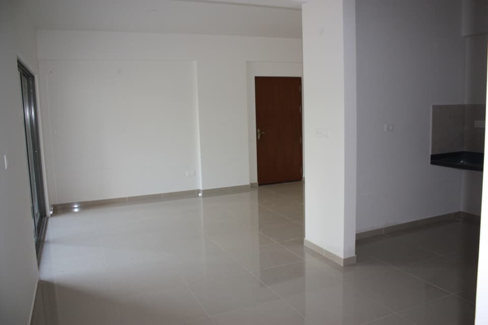 Apartment photo 2