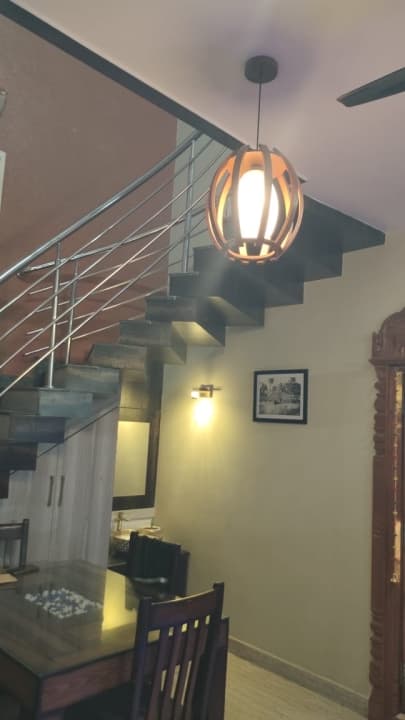 Independent House photo 2