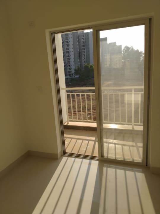 Apartment photo 2