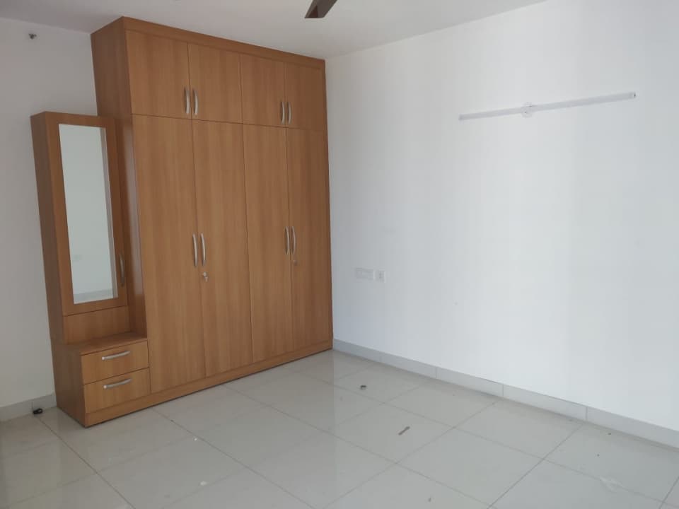 Apartment photo 2