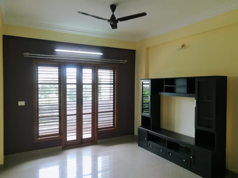 Spacious 2 BHK Flats for Rent in Devin Indira Paradise, Thanisandra Main Road, Measuring 1320 Sqft
