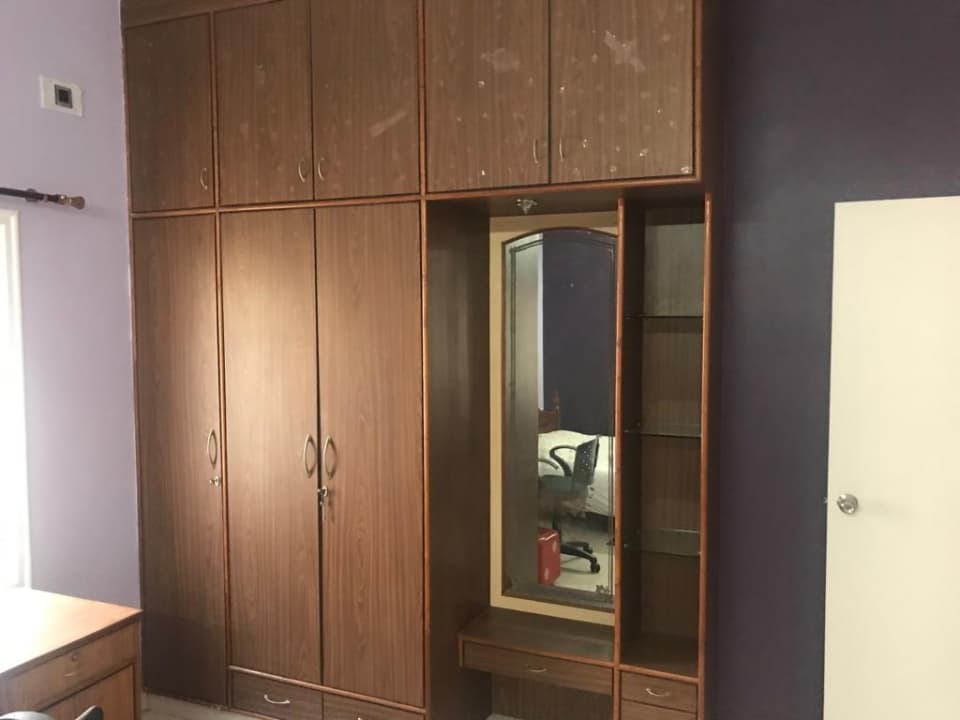 Independent House photo 2