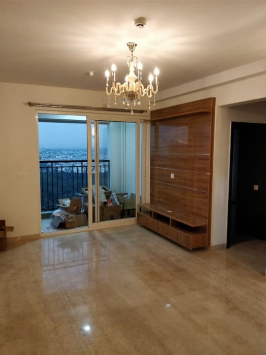 Premium 2 BHK Flat for Rent in Prestige Misty Waters, Hebbal, Kempapura, Measuring 1134