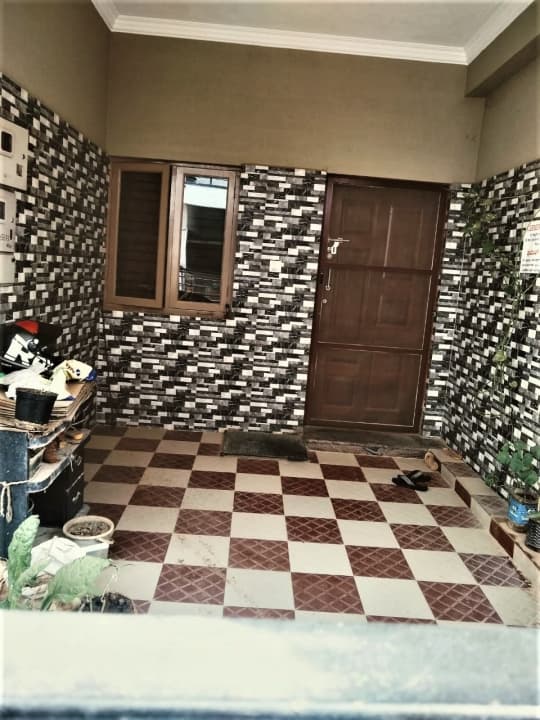 Independent House photo 2