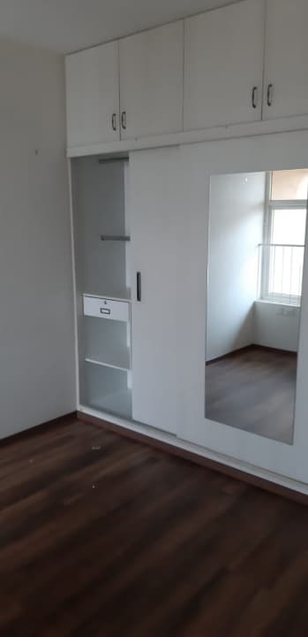 Apartment photo 4