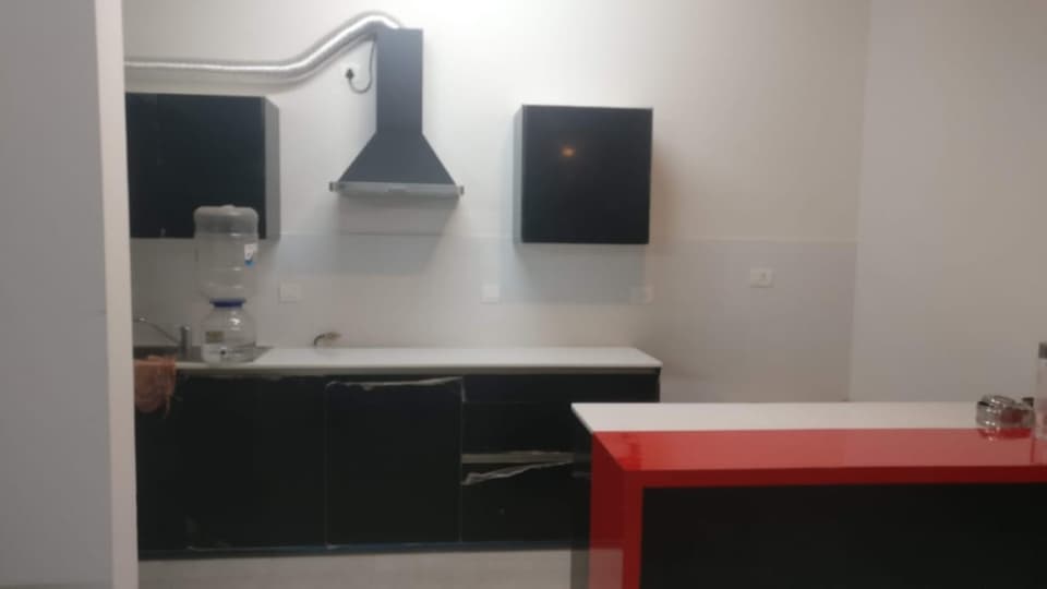 Apartment photo 2