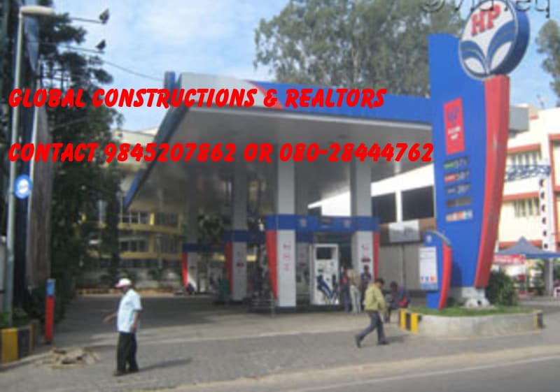 Commercial Showroom photo 2