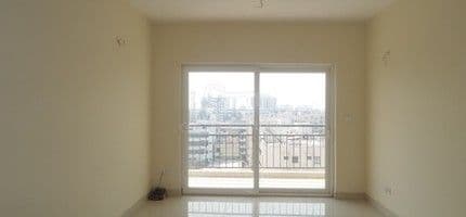 Apartment photo 2