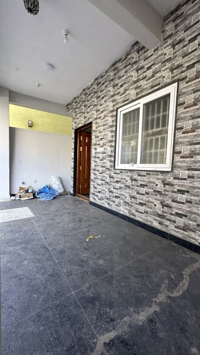 Independent House photo 4